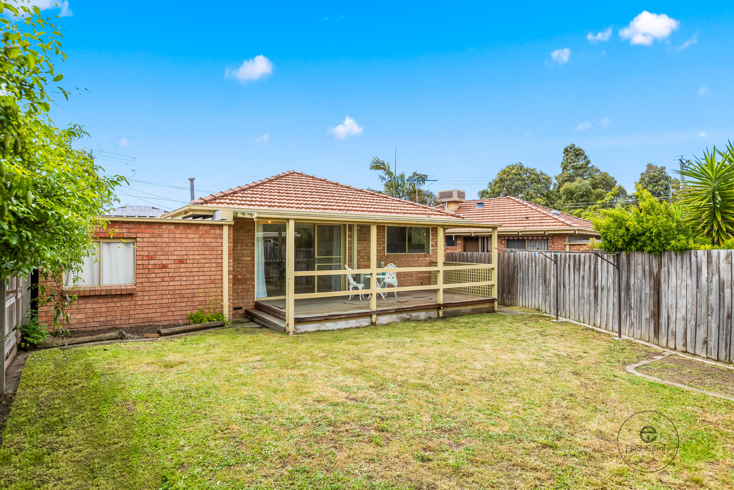 Large backyard house for rent 25 McKeon Circuit Dandenong North VIC