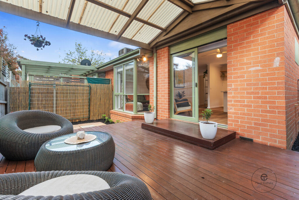 Private alfresco courtyard 2/18A Fulton Crescent Burwood VIC 3125 recently sold property