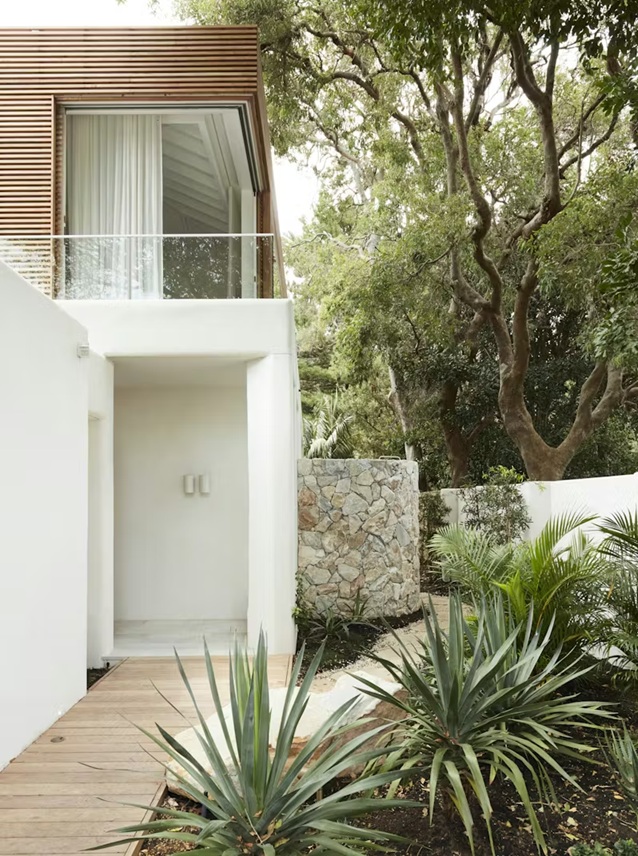 Front entrance of architecturally renovated studio for rent at 10 Normandy